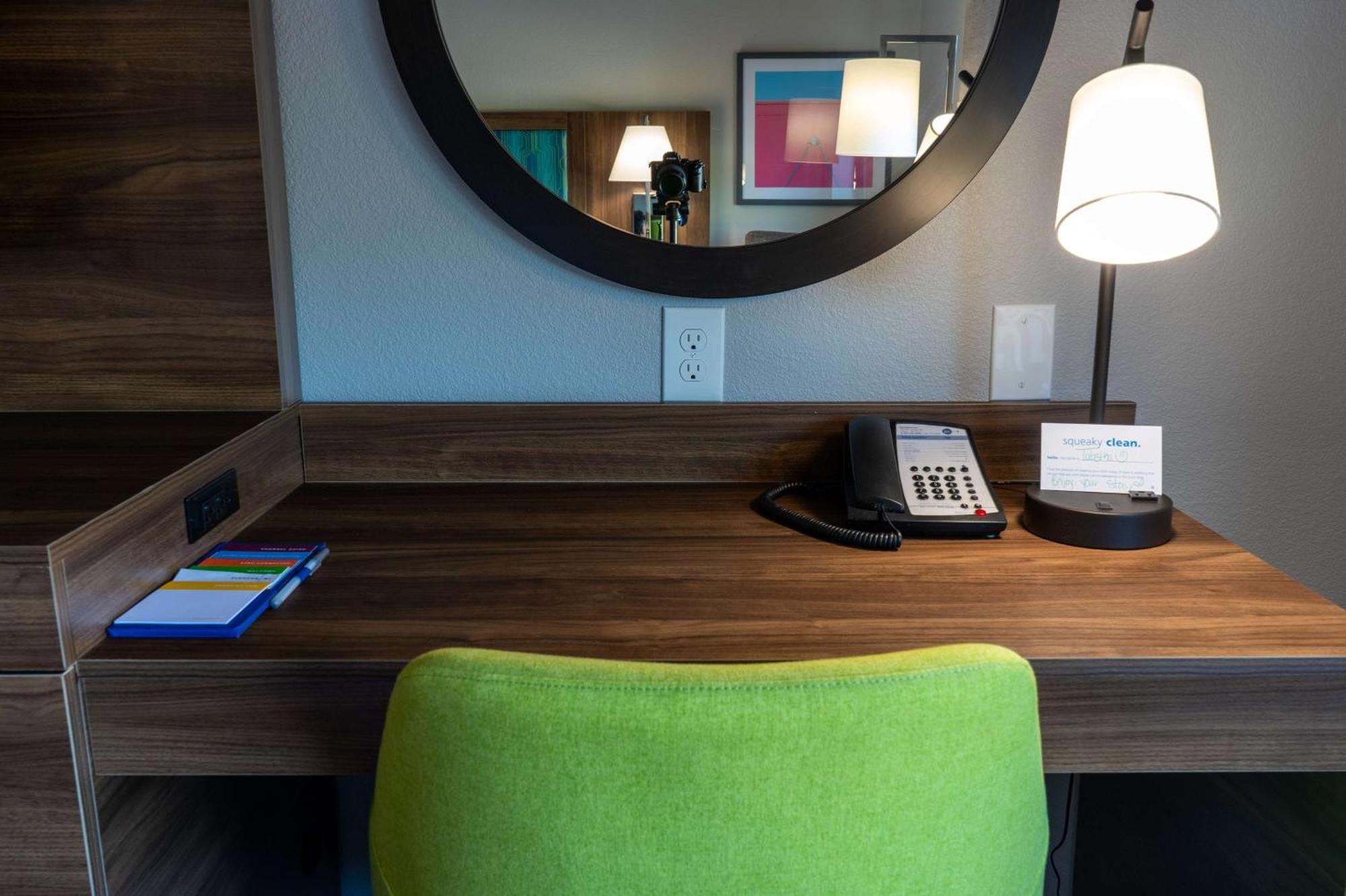 Hampton Inn Elkhorn Lake Geneva Area Экстерьер фото