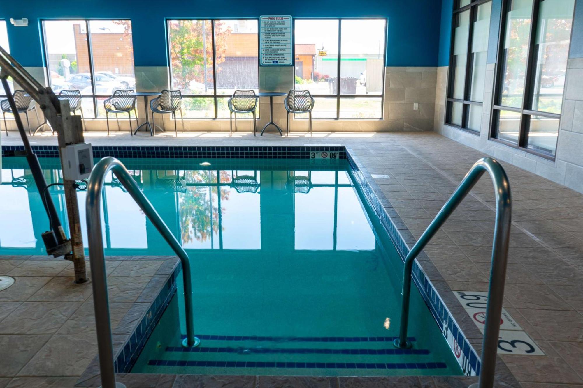 Hampton Inn Elkhorn Lake Geneva Area Экстерьер фото