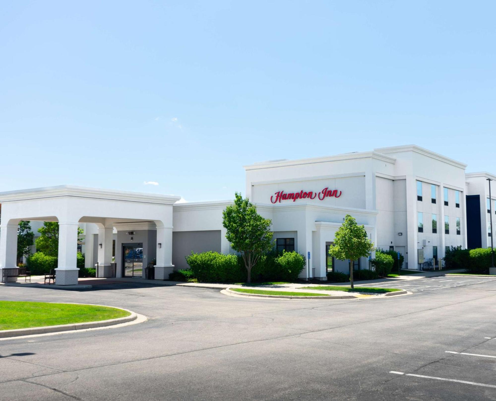 Hampton Inn Elkhorn Lake Geneva Area Экстерьер фото